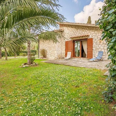 Amazing Home In Saturnia With Wifi Buitenkant foto