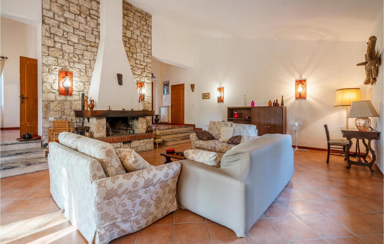 Amazing Home In Saturnia With Wifi Buitenkant foto
