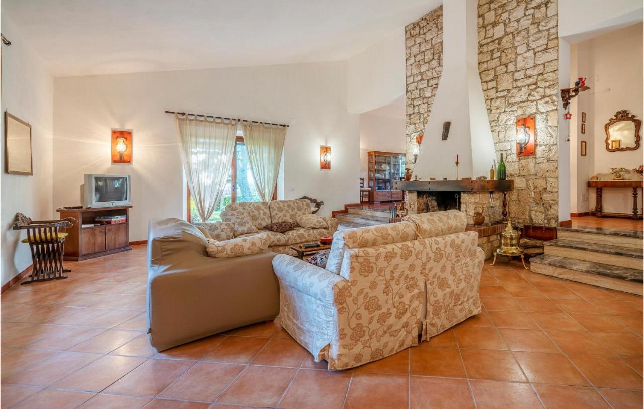 Amazing Home In Saturnia With Wifi Buitenkant foto